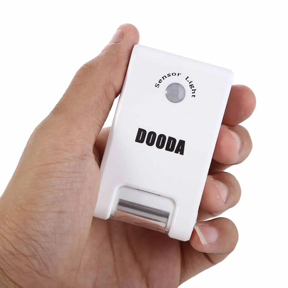 Горячая Продажа Мини Многофункциональный Аккумуляторная USB Выход ПИР LED Motion Sensor