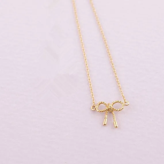 

Fashion plated Little Twist Bow necklace Pendant Necklace for women