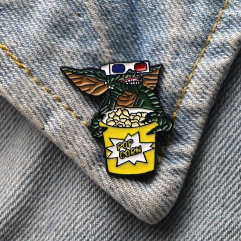 

DMLSKY Animal Brooch Cartoon Enamel Pins For Women Men Backpack Pins Personality Kids Pin Charm Jewelry M3343