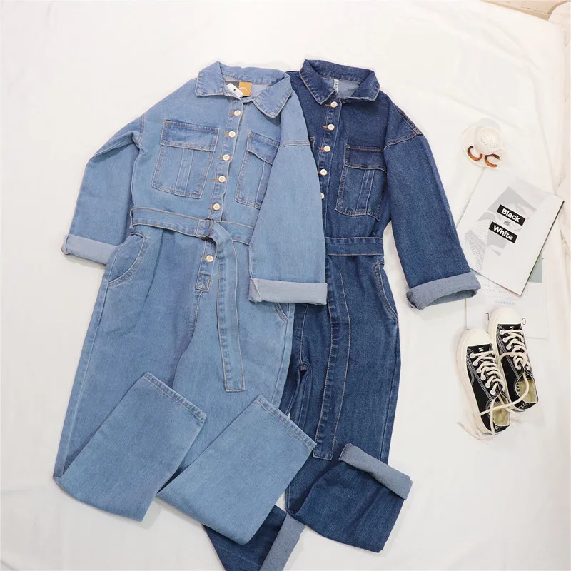 Женский джинсовый комбинезон повседневный цельный синего цвета с длинным