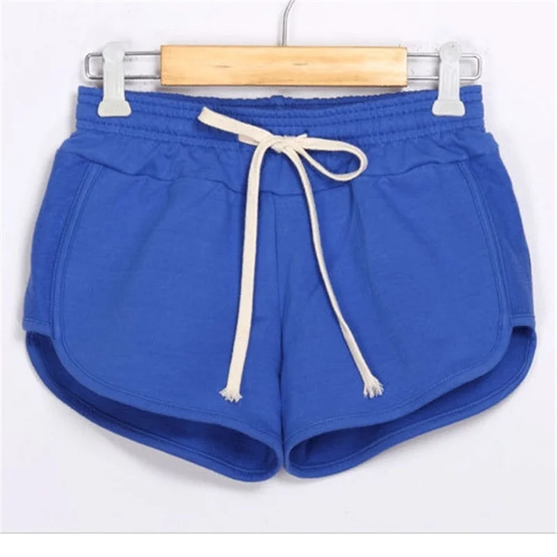 Распродажа Йога джогонг Drawstring Спортивные шорты Для женщин свободные хлопковые элистичные, средней, посадки для мальчиков однотонные шорты, Карамельный цвет женский Фитнес шорты