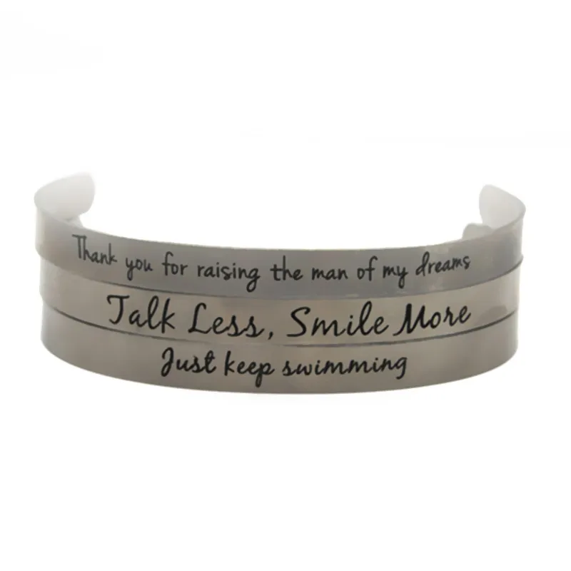 Она верила что она сможет так и сделала серебряный браслет на запястье браслеты