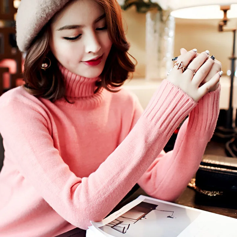 Женский трикотажный свитер с высоким воротом повседневный облегающий