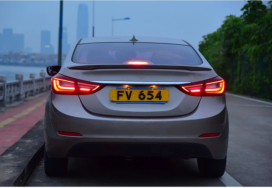 Хвост светильник в сборе для hyundai Elantra 2012 2013 светодиодный вождения светильник светодиодный стоп-сигнал светильник светодиодный поворотник