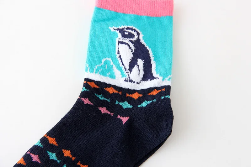 Новинка года; сезон осень-зима; женские носки с рисунками; красивый жаккард; носки с изображением пингвина и панды