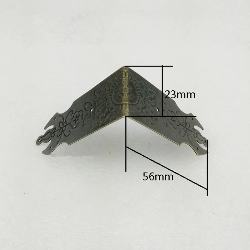 Винтаж Чемодан Чехол Коробка угловой резной узор углов декоративное ремесло