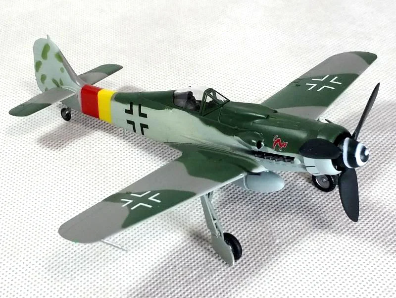 

Трубач 1: 72 немецкая FW190D-9 модель истребителя 37262 любимая модель