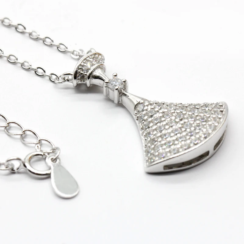 Очаровательная маленькая юбка из стерлингового серебра 925 пробы с подвеской