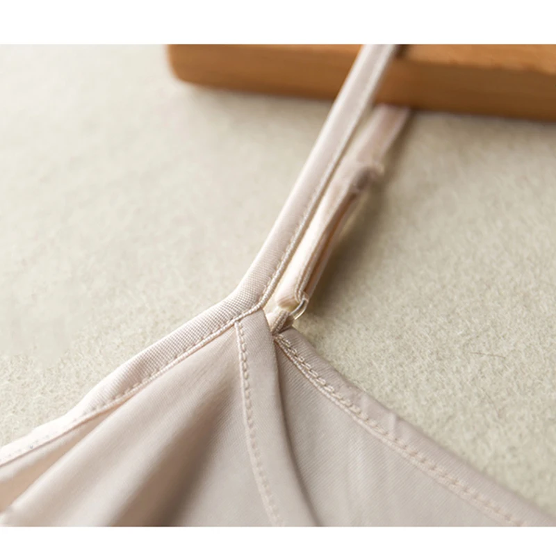 Майка женская из натурального шелка тонкая трикотажная рубашка маленький жилет