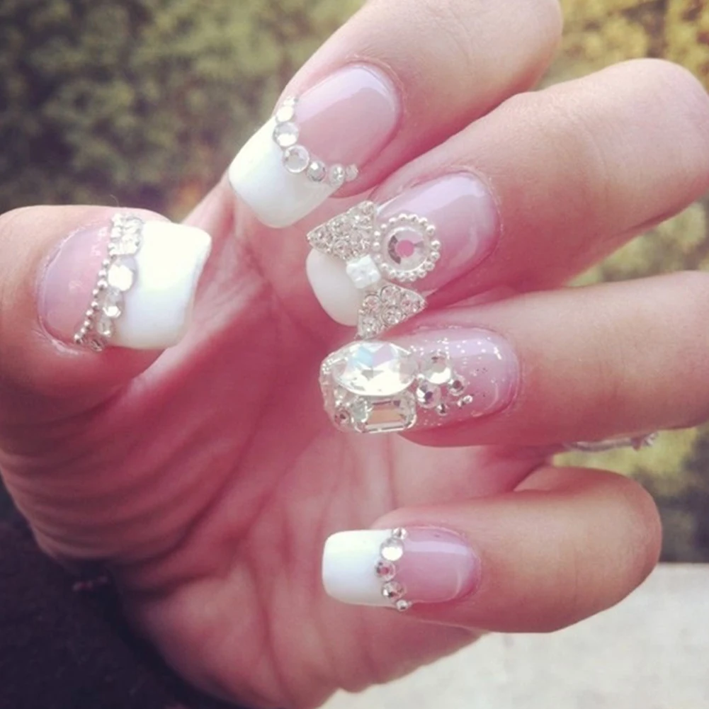 Очаровательные 1 м Nail Art Совет с металлическим блеском чередование ленты шары