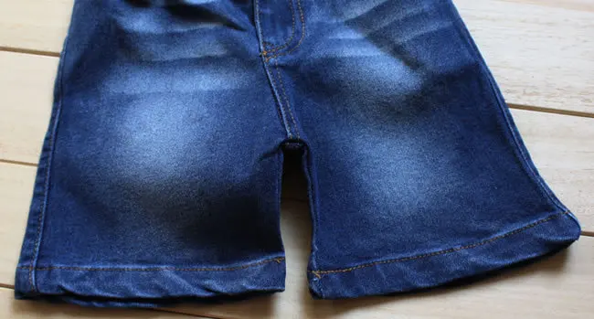 Комплект одежды в полоску для мальчика белая рубашка с бабочкой + повседневные