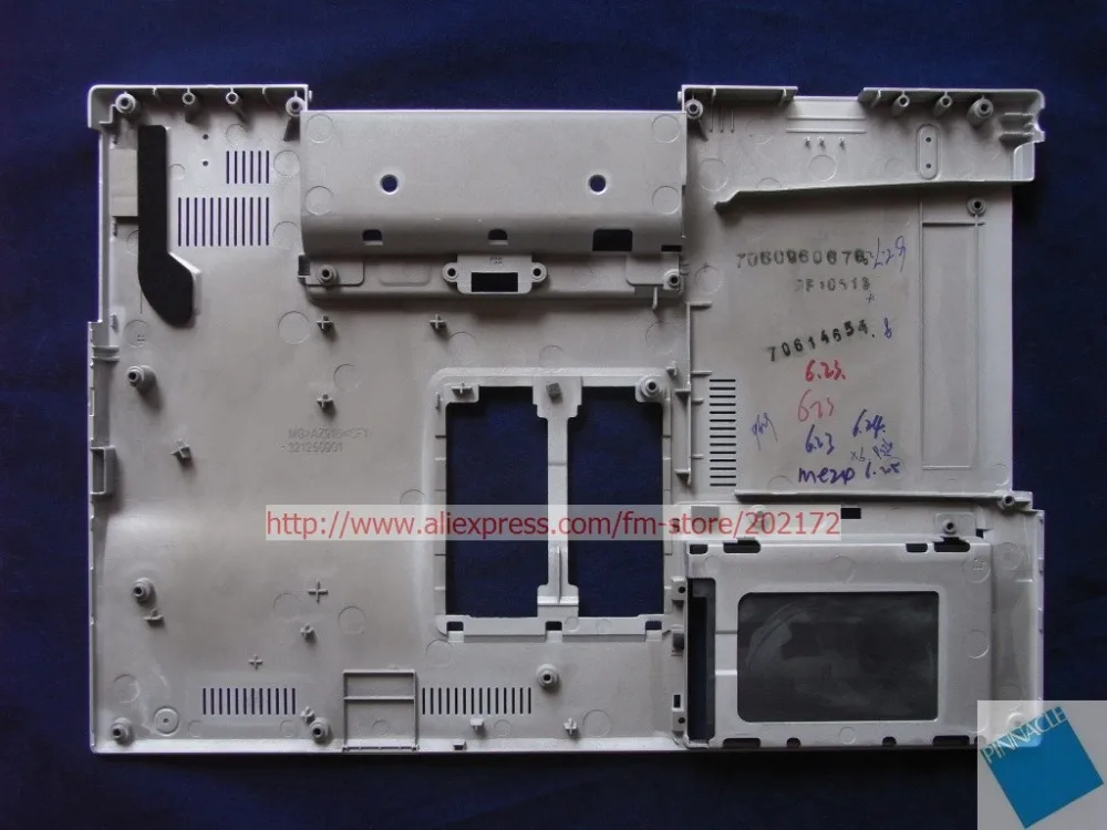 

Silver Bottom Base Case 321250901 For Sony VGN-FZ PCG Series notebook