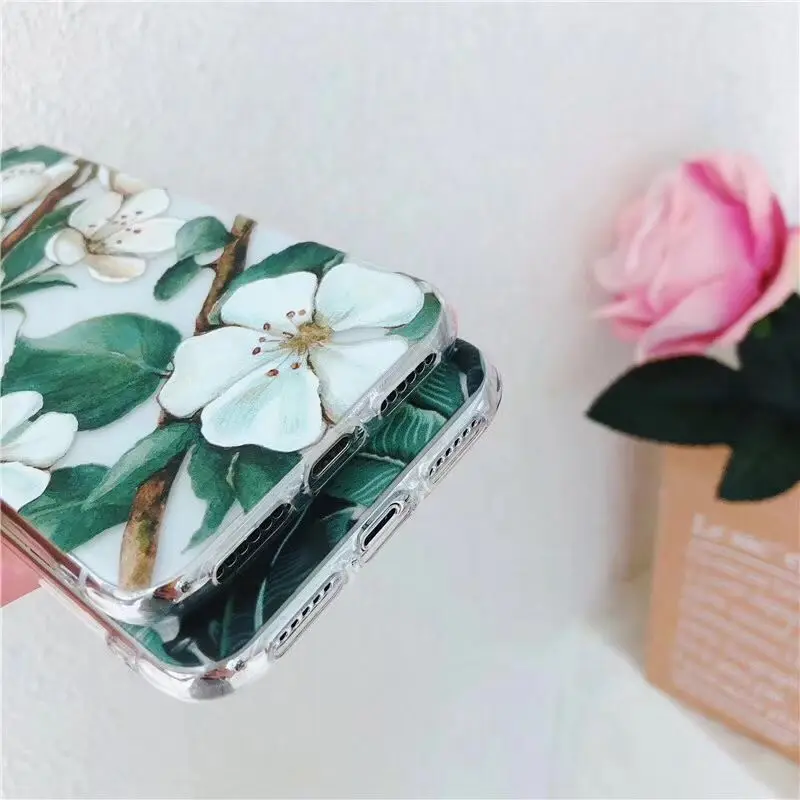 WOTP Summer Banana Leaf Daisy Flowers Soft TPU Phone Case For iphone X 6 6S 7 8 Plus Cute Cartoon cape jasmine flower Back Cover |