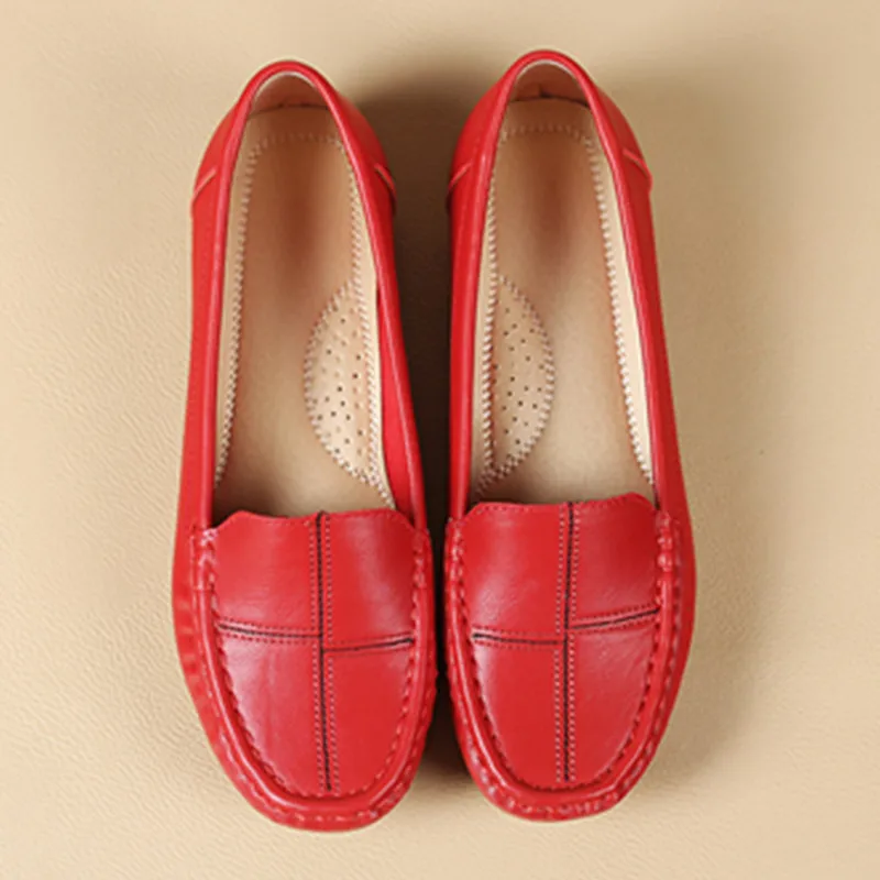 Кожаная обувь женская повседневная на плоской подошве без застежки с закрытым