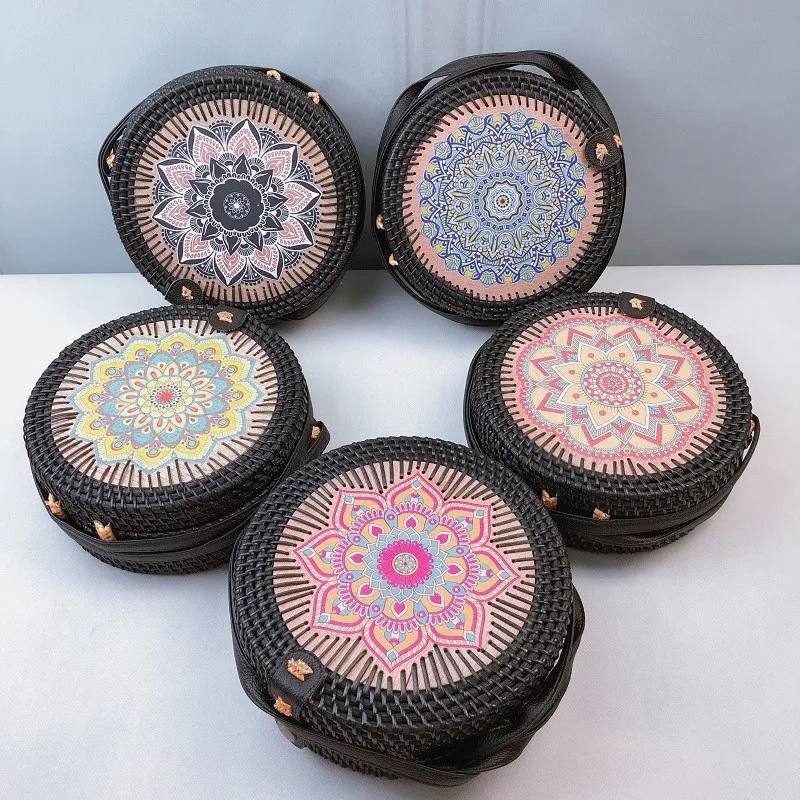 Женская плетеная Сумка из ротанга черная круглая соломенная сумка через плечо с