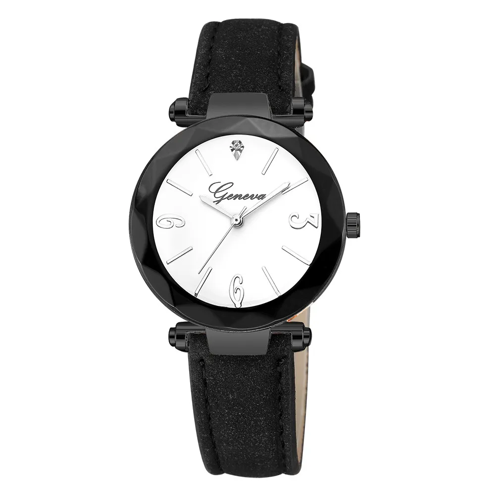 Модные часы с цветным ремешком под платье цифровым циферблатом кожаный ремешок