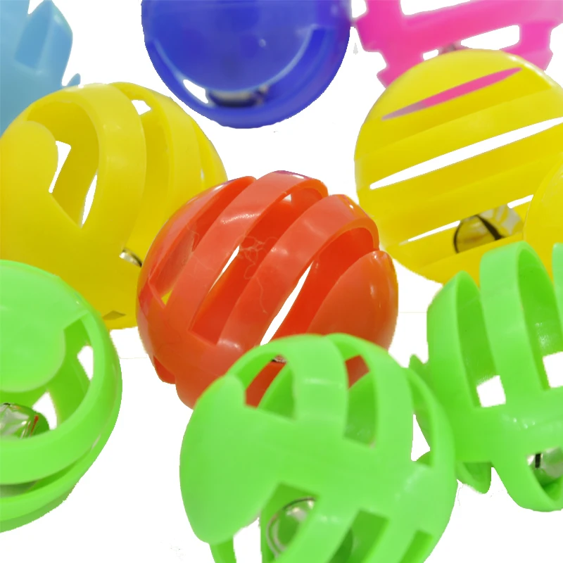 20 шт./лот пластиковые игрушки для кошек с маленьким колокольчиком диаметр 3 5 см