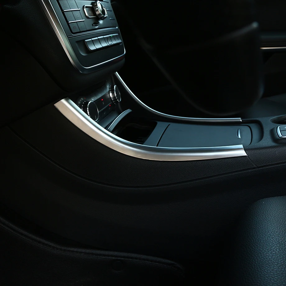2 шт. хромированные наклейки на панели центральной консоли Mercedes Benz A/GLA/CLA Class 200 220 260