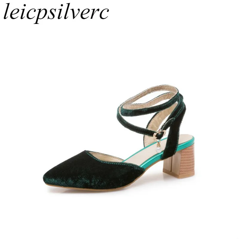 Женские босоножки на высоком каблуке Новинка 2018 года Сезон лето-весна Пикантные