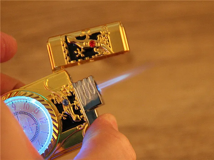 Творческий Многофункциональным Металлический Ветрозащитный Часы Сияющий