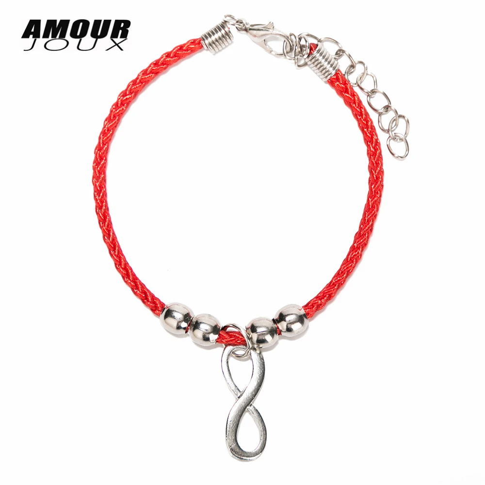 Амулет на удачу с красной нитью в стиле ретро подвеской виде совы