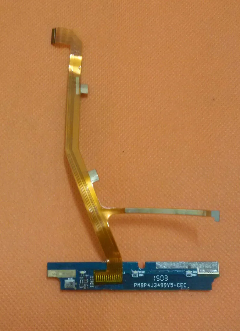 Используется оригинальный микрофон маленькая плата к материнской плате