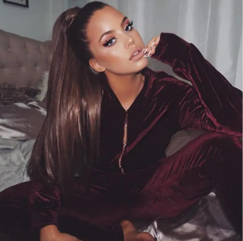 

Women Plain Leisure Suit Sweatshirt Female Winter 2018 New Insulated Diamond Velvet Zip-up Two-Piece Women Tracksuits