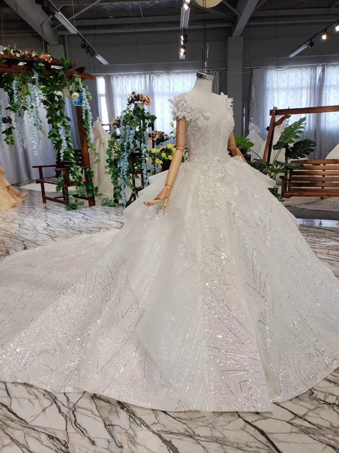 Высокое качество официальные свадебные платья на заказ полностью блестящее
