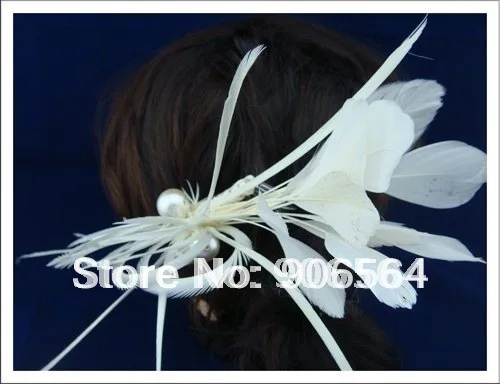 Шляпа с перьями и жемчугом разноцветная | Аксессуары для одежды