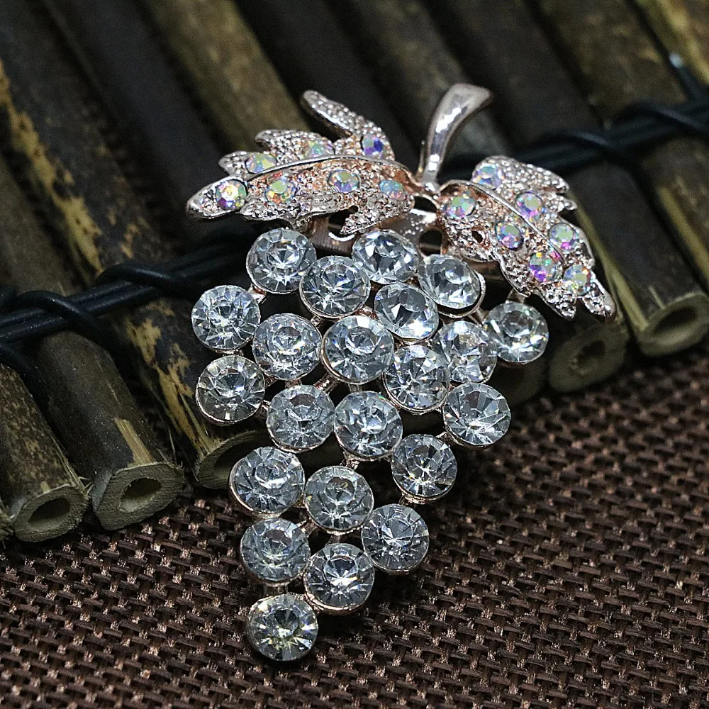 

Fashion multicolor crystal fruit grape brooch pins for women hot sale rhinestone exquisite rose gold-color jewelry K