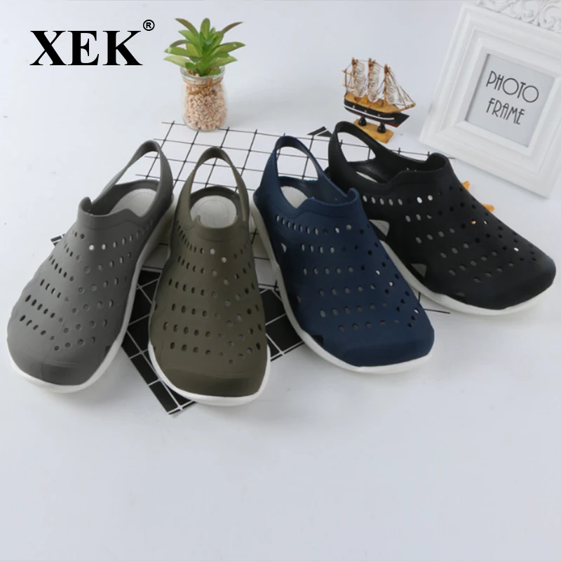 

XEK New Fashion Hollow Slippers Fashion Outdoor Breathable Casual Couple Beach Sandal Flip Flops Shoes Men Beach Slippers ZLL516