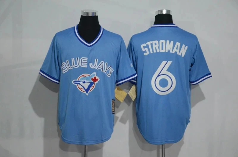 2 Трое Tulowitzki 6 Маркус Stroman 19 Хосе Баутиста Трикотажные белый синий серый красный| |