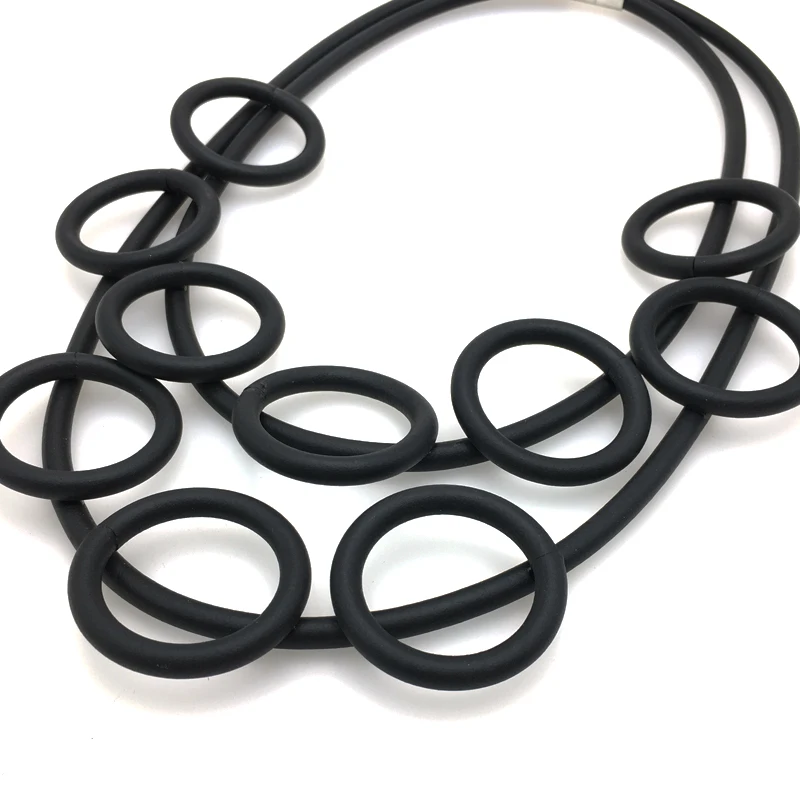 Empress DIY Jewelry Women's Claims The Glamour Hand-Made Multi-Layer Vintage Soft foam Aluminum Necklace Is a Lucky Necklace. |