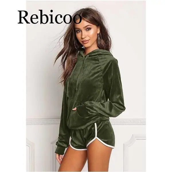 

2019 new casual solid color sports suit pajamas set spring and summer women's casual sports suit 4 color hooded shorts