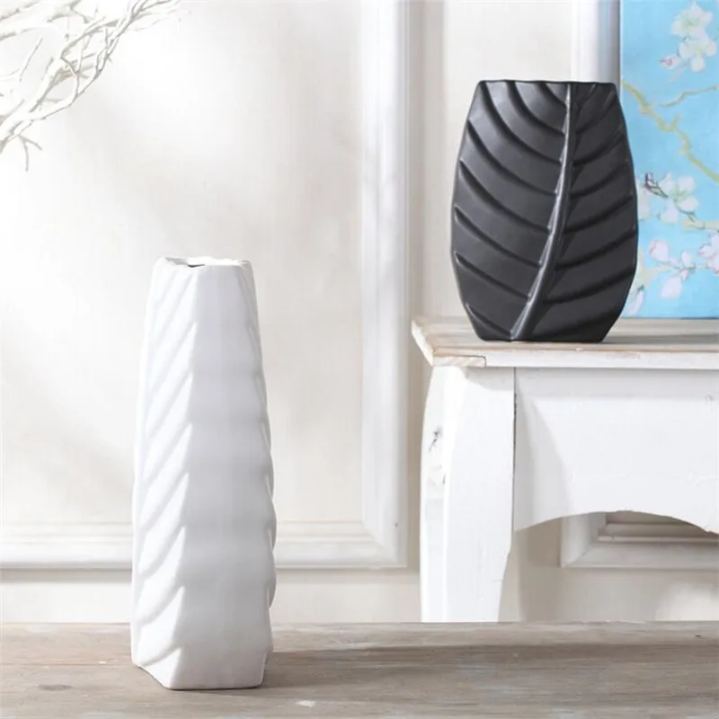 

Leaves ornaments simple creative ceramic crafts living room home decorations crafts