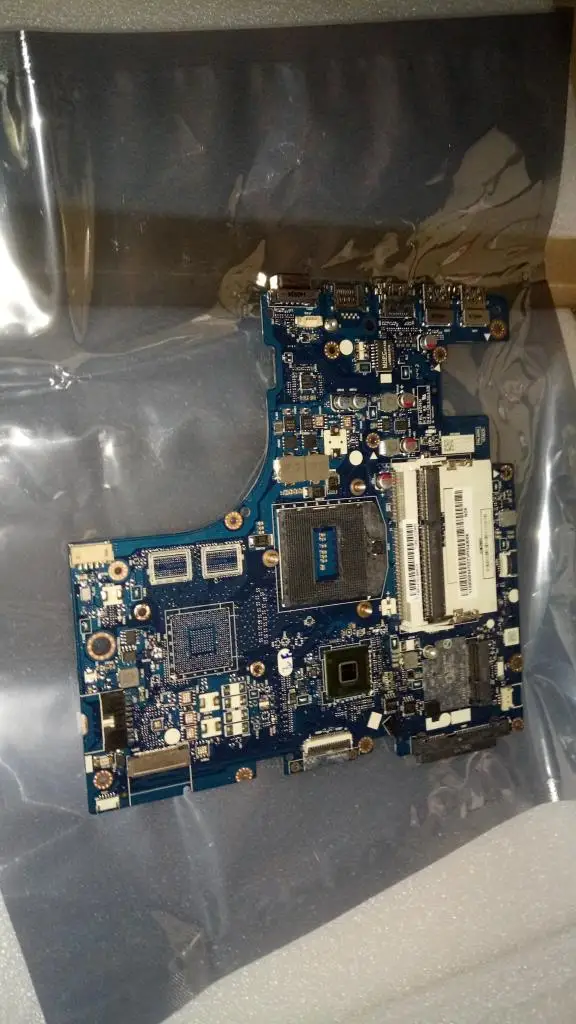 

NM-A181 Z510 Laptop Motherboard Number FRU:90004477 90004476 90004472