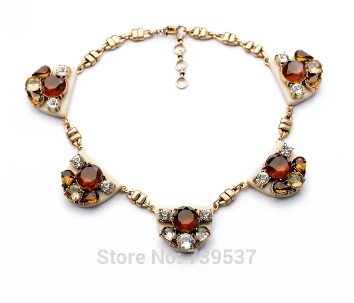 

Factory Direct Women Jewelry Short Design Stone Setting Brown Gem Necklace