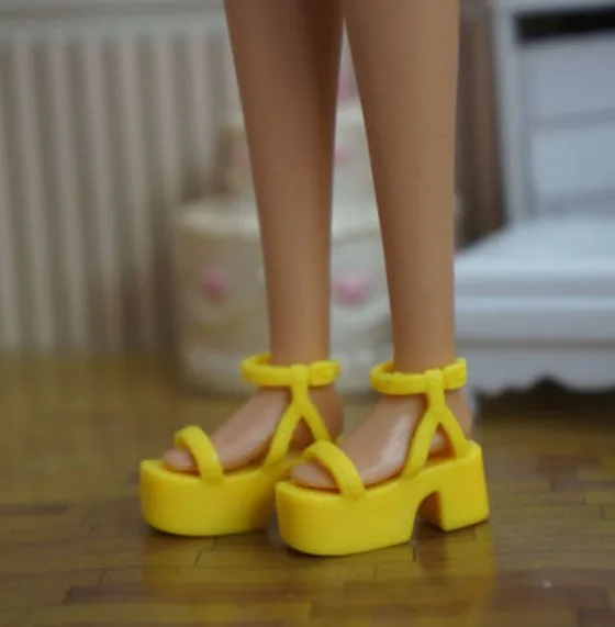 a pair of shoes Doll toy accessories shoes high heels black shoes for Barbie dolls BBIA31 - Цвет: a pair of shoes