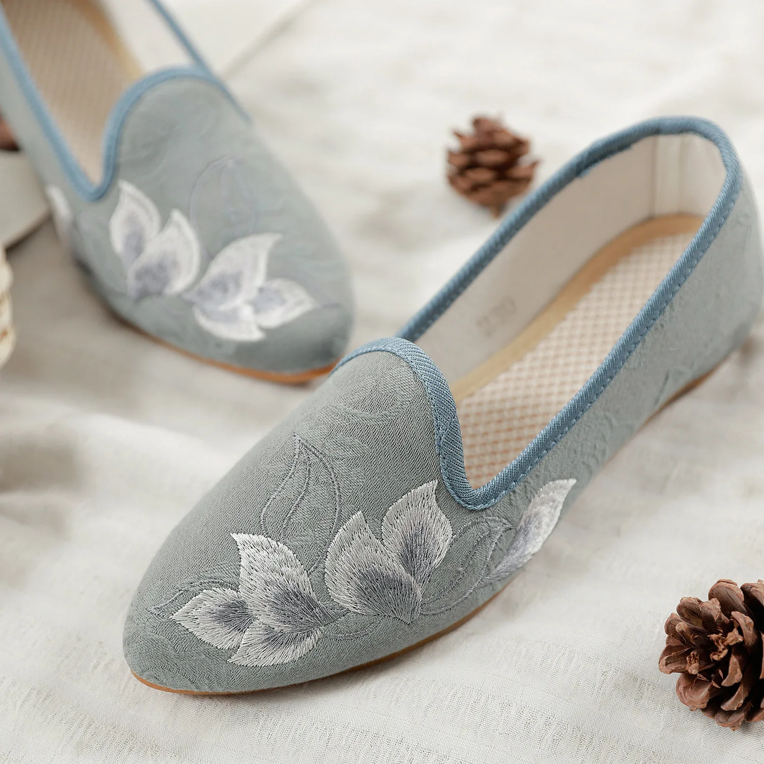 Chinese Style Women Flat Shoes Flower Embroidery Vintage Hidden Heel Elegant Ladies | Обувь