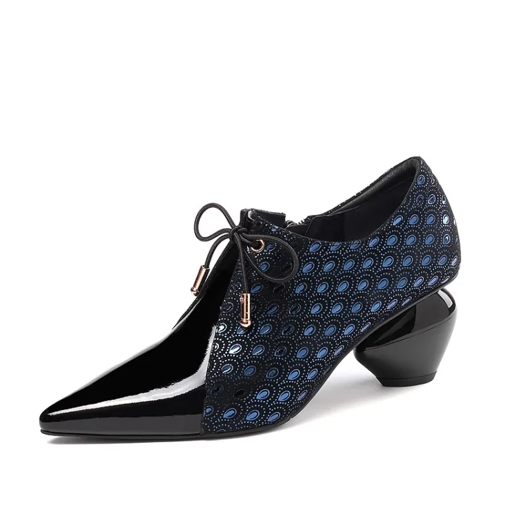 Женские туфли-лодочки из коровьей кожи на шнуровке с острым носком вечерние