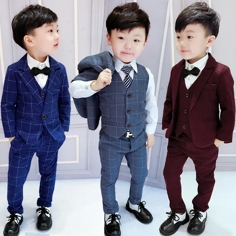Детский костюм тройка для мальчика