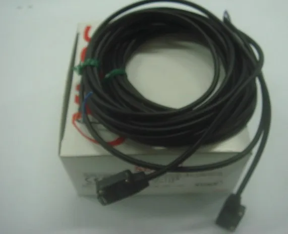 Фотоэлектрическая фотовспышка|photoelectric detector|photoelectric amplifierphotoelectric beam |