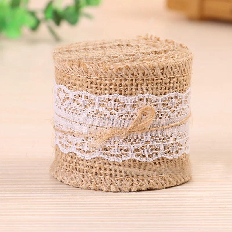 Из мешочной ткани джутовая лента с кружевом однотонная и винтажная роза