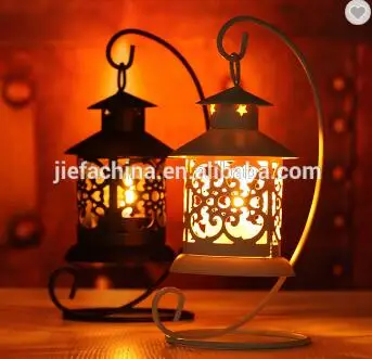 

2017 factory directly heart shape decorative metal candle holder,wedding favor lantern