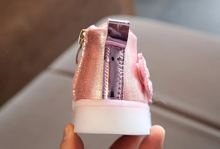 Светящиеся кроссовки для девочек; Светящиеся кроссовки; обувь для маленьких девочек; детская обувь; модная обувь для девочек со светящейся подошвой