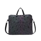 Новинка 2022, светящаяся сумка для женщин, сумка-клатч, сумка-тоут с бриллиантами, геометрические стеганые сумки на плечо, простые складные сумки
