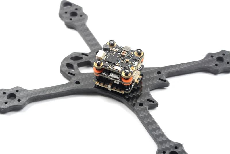 Talon F4 Mini Torre F4 de control de vuelo Betaflight+ 20A BLHELI-S 4в1 ESC+ 40CH 200 mW VTX para micro Drone FPV