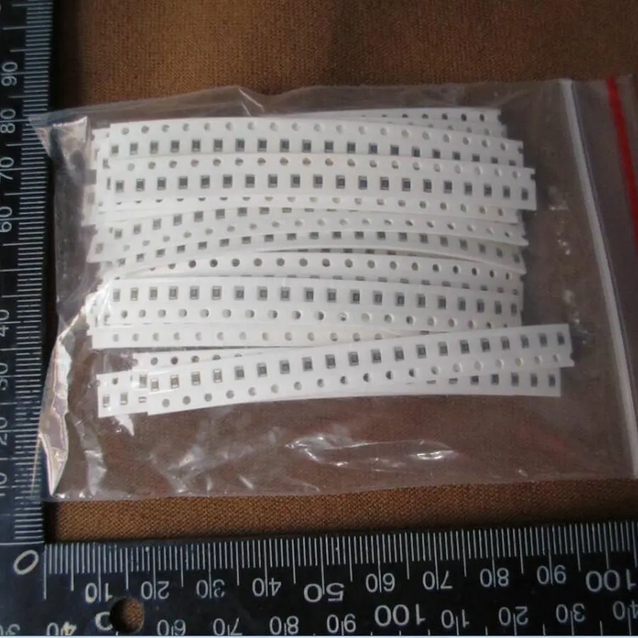 Реальные электронные книжный Резистор Комплект Чип резисторы образцы Ассорти 0805