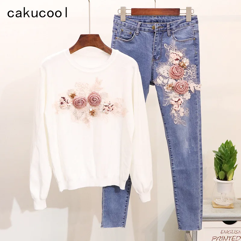 Женский трикотажный спортивный костюм Cakucool белый и черный комплект из двух