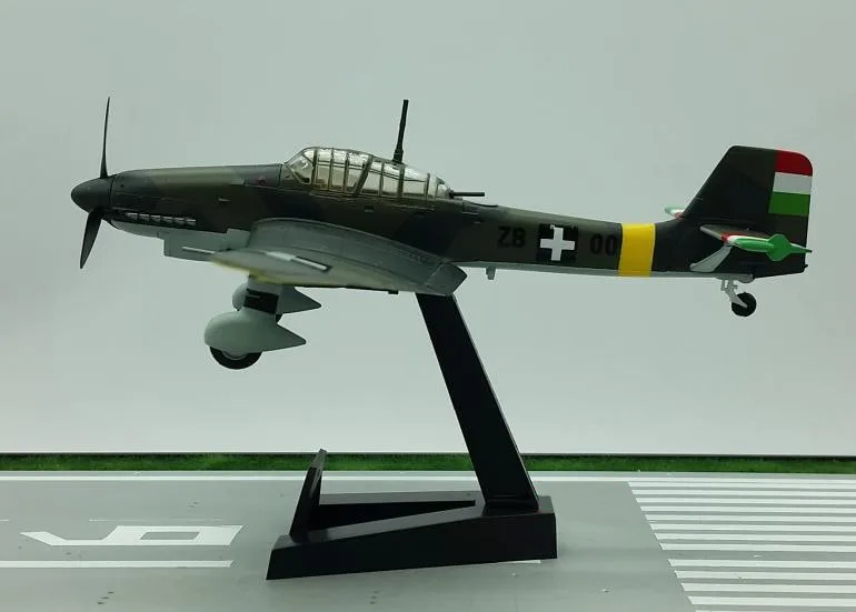 TRUMPETER 1: 72 Германия JU97D Stuka dive bomber модель 36388 избранная модель